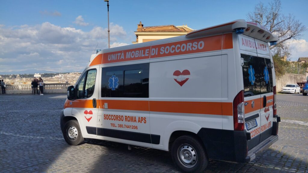 Ambulanza privata per trasporto sanitario fuori regione a Roma